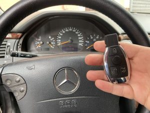 Mercedes E220